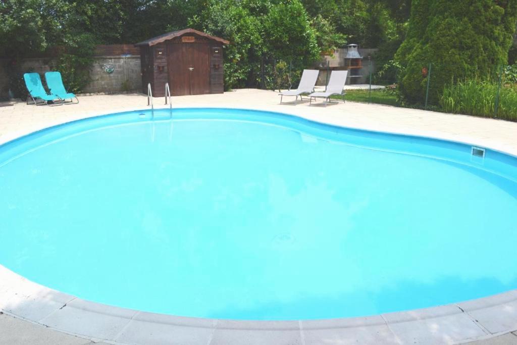 Les Bruyeres B&B Montbron Exteriér fotografie