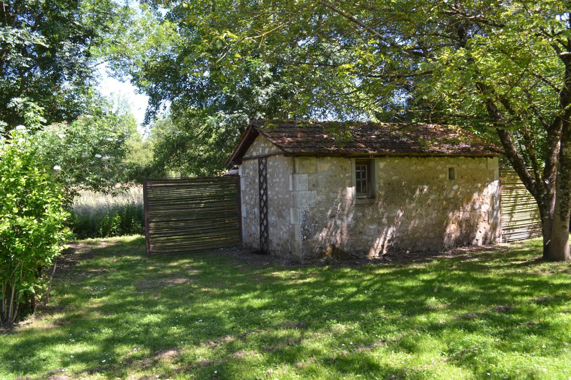 Les Bruyeres B&B Montbron Exteriér fotografie
